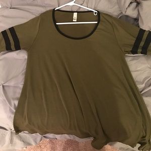XS ARMY GREEN Perfect T
